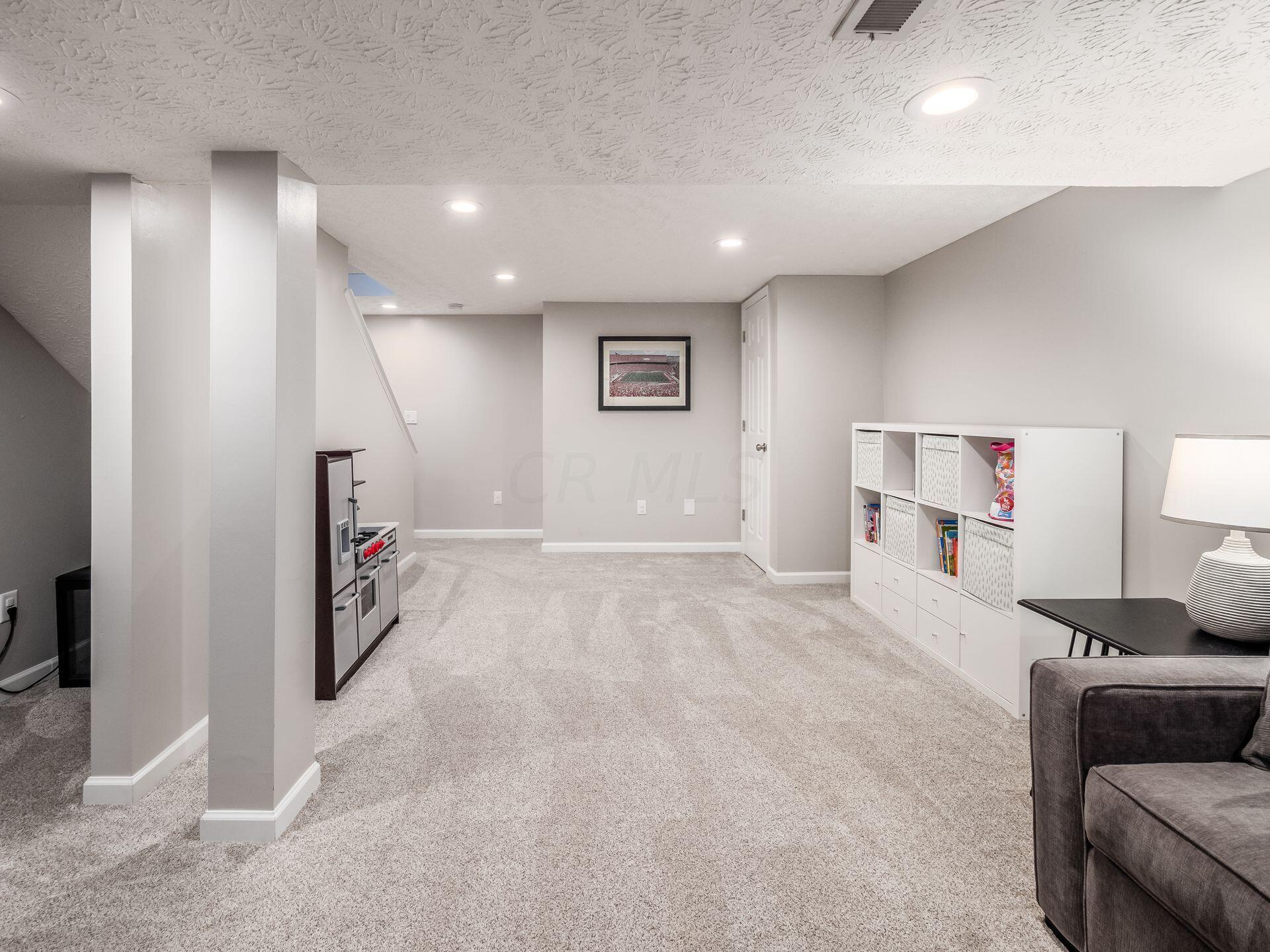 2476 Limestone Way Columbus, OH 43228 - Photo 40 of 52 Lower Level