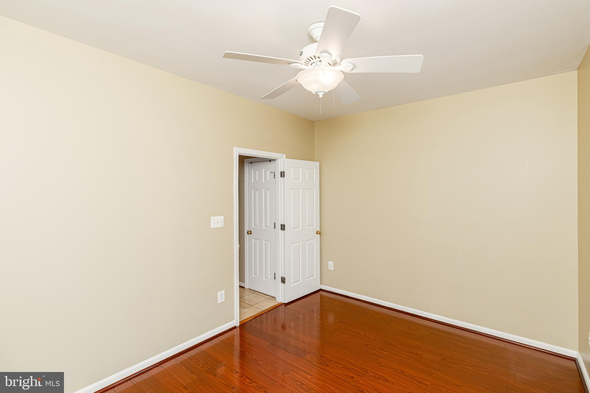 6239 Willowfield Way Springfield, VA 22150 - Photo 23 of 45 a view of an empty room