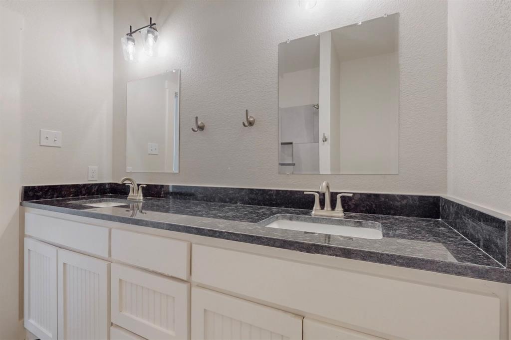 2030 Shoemaker Road Bellevue, TX 76228 - Photo 6 of 11