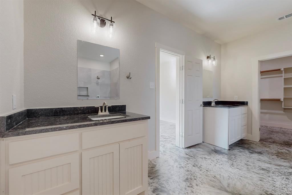 2030 Shoemaker Road Bellevue, TX 76228 - Photo 7 of 11
