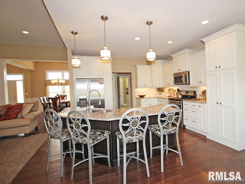 1908 West Rd Drive Springfield, IL 62711 - Photo 13 of 34