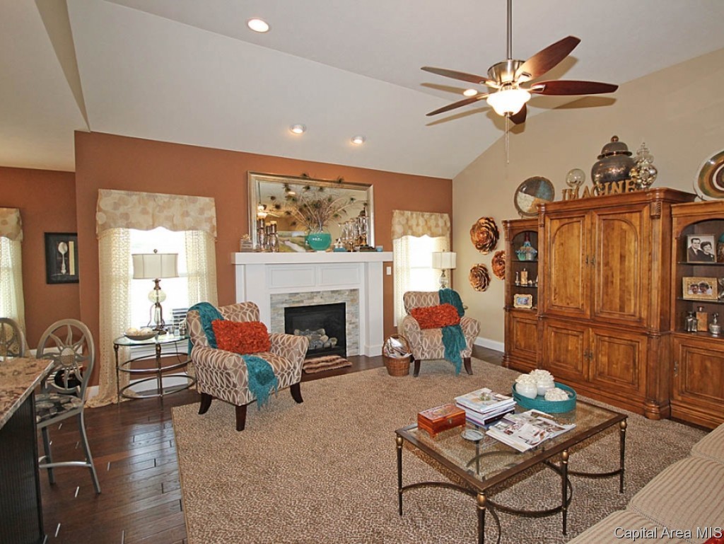 1908 West Rd Drive Springfield, IL 62711 - Photo 5 of 34