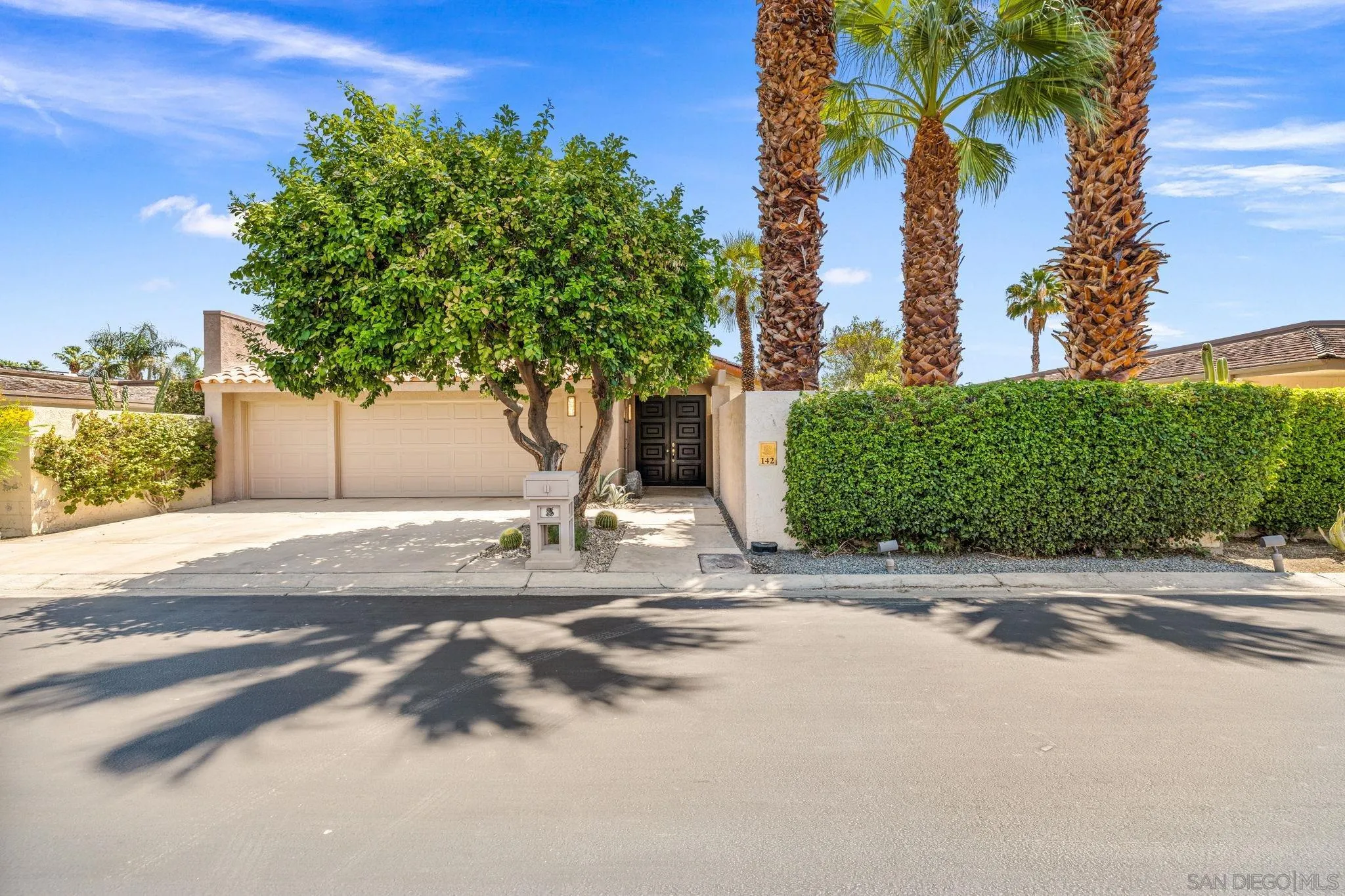 142 Yale Drive Rancho Mirage, CA 92270 - Photo 5 of 72