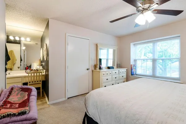 $225,000 | 933 Roaring Springs Road, Fort Worth, TX 76114
