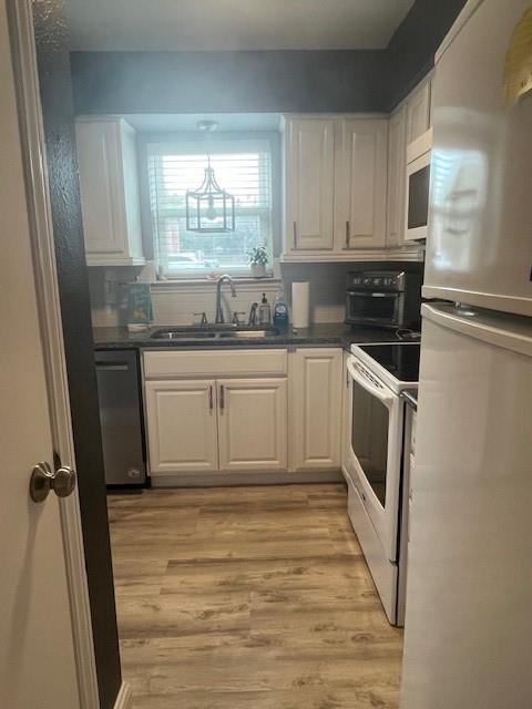 933 Roaring Springs Road Fort Worth, TX 76114 - Photo 6 of 20