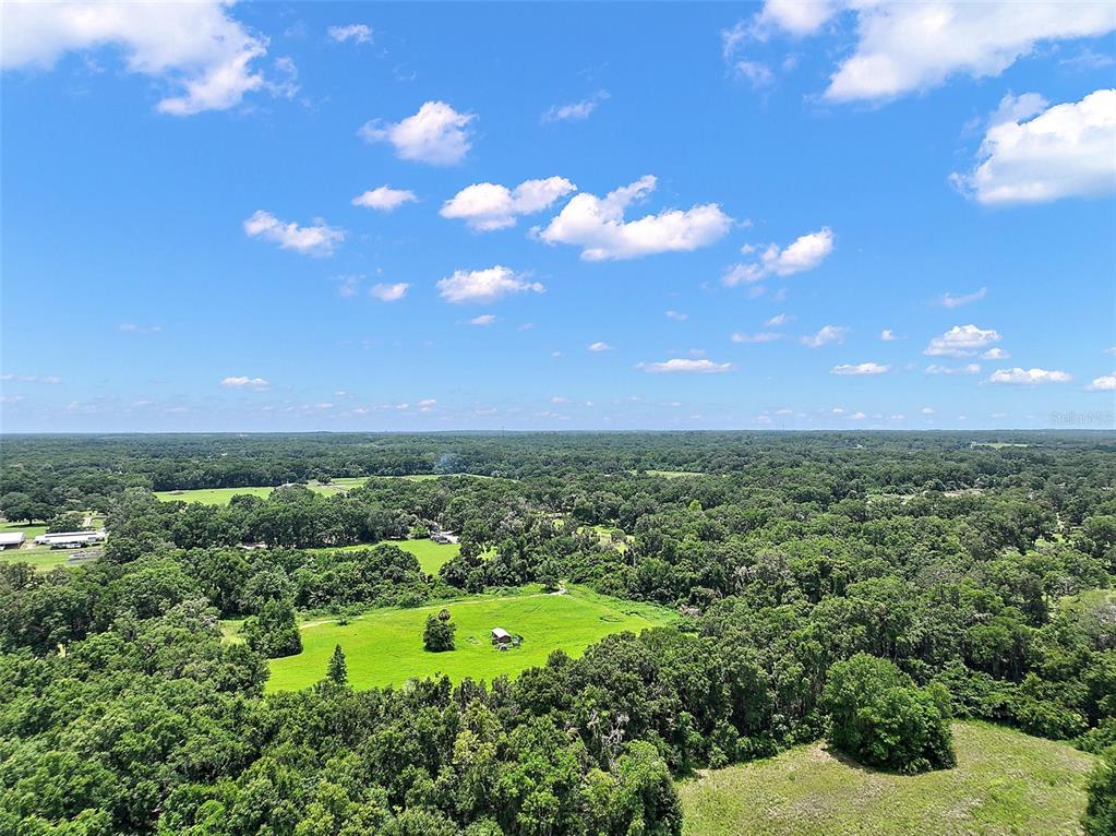 15785 Northwest 33rd Terrace Reddick, FL 32686 - Photo 7 of 11 a view of a city