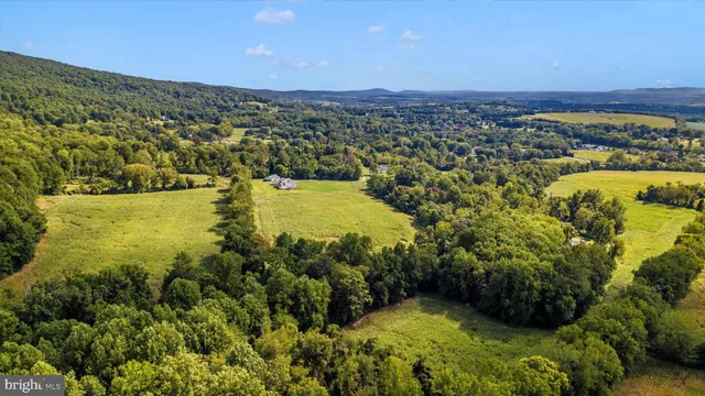 $2,200,000 | 8842 Hawbottom Road, Middletown, MD 21769