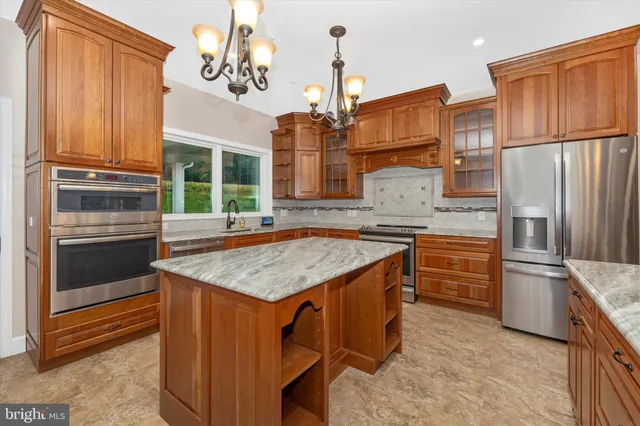 $2,200,000 | 8842 Hawbottom Road, Middletown, MD 21769