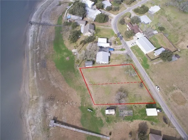 $125,000 | 184-186 Zenna Drive, Mathis, TX 78368