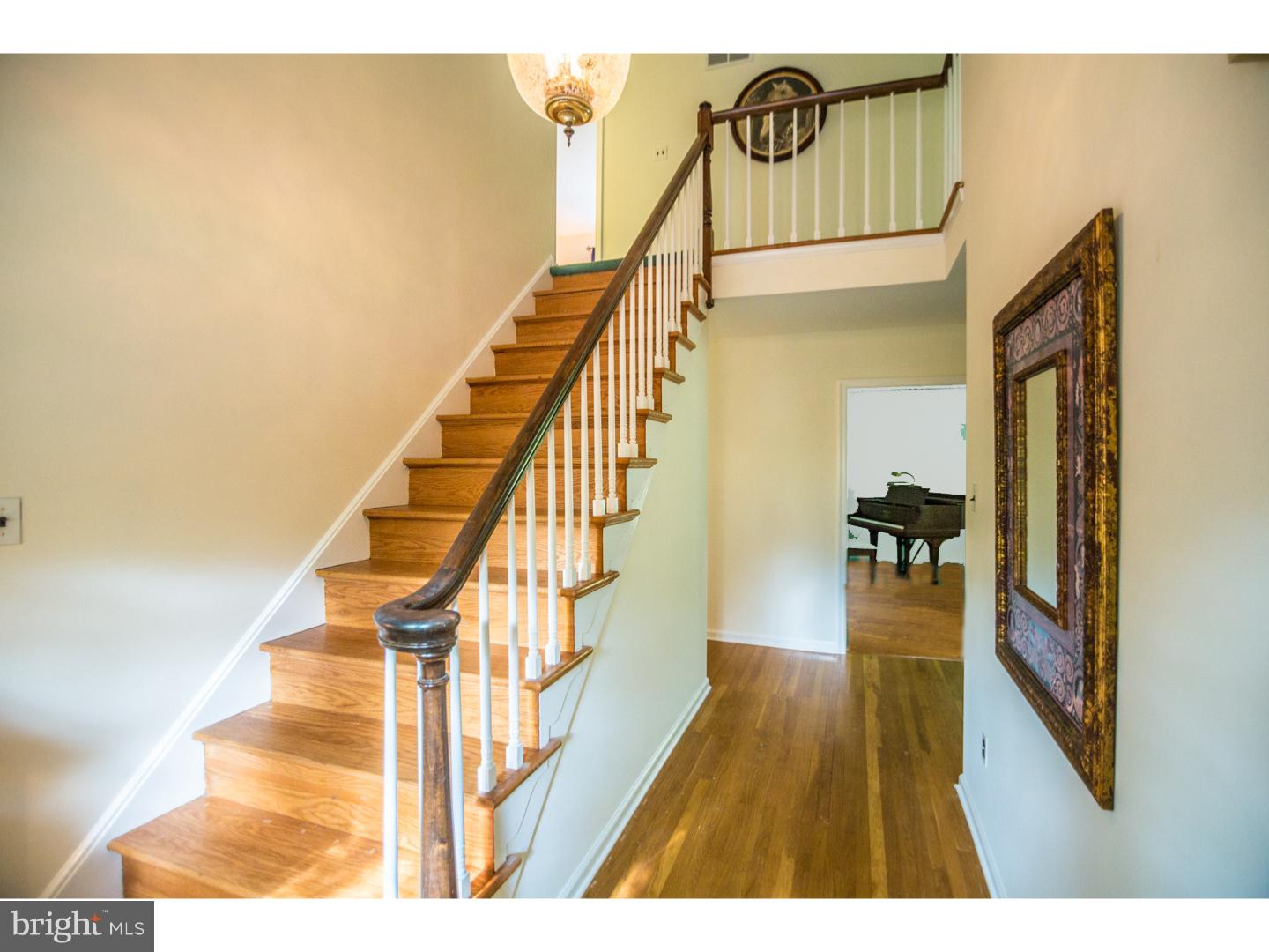 848 Milmar Road Newtown Square, PA 19073 - Photo 4 of 25 Foyer