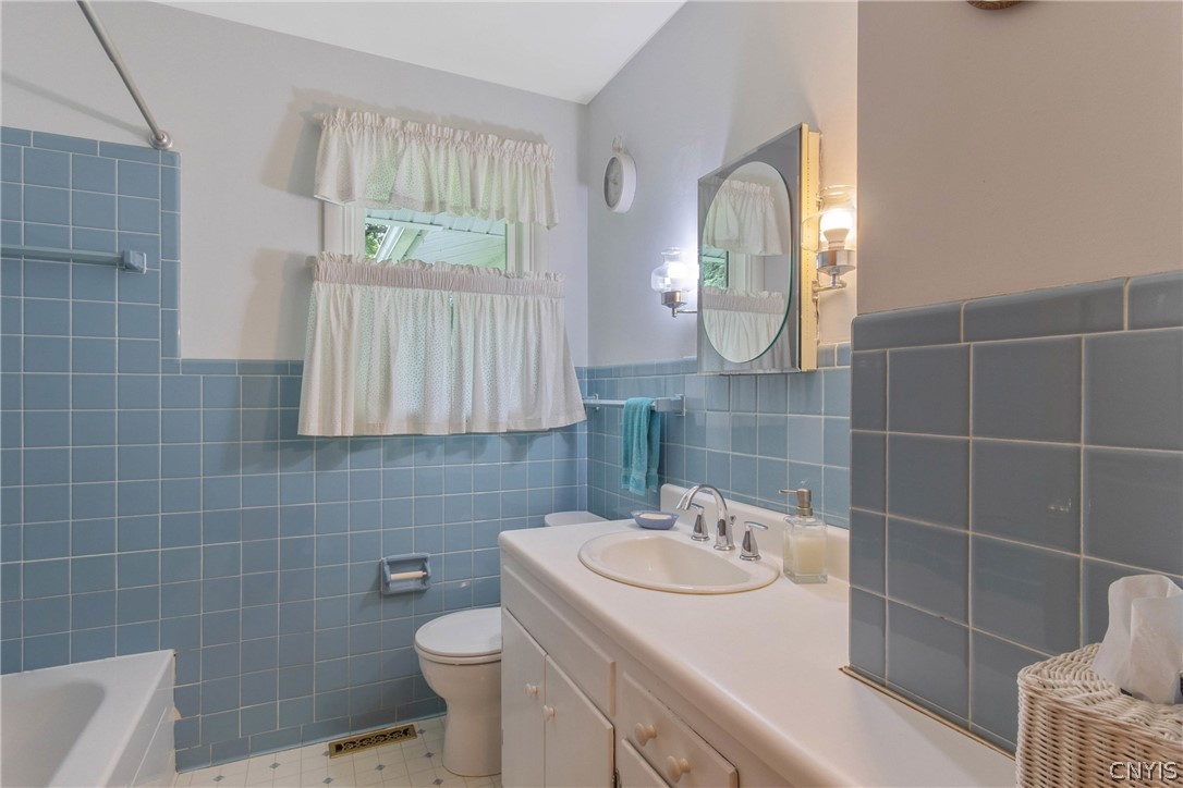 8 Riverview Drive Fulton, NY 13069 - Photo 31 of 45