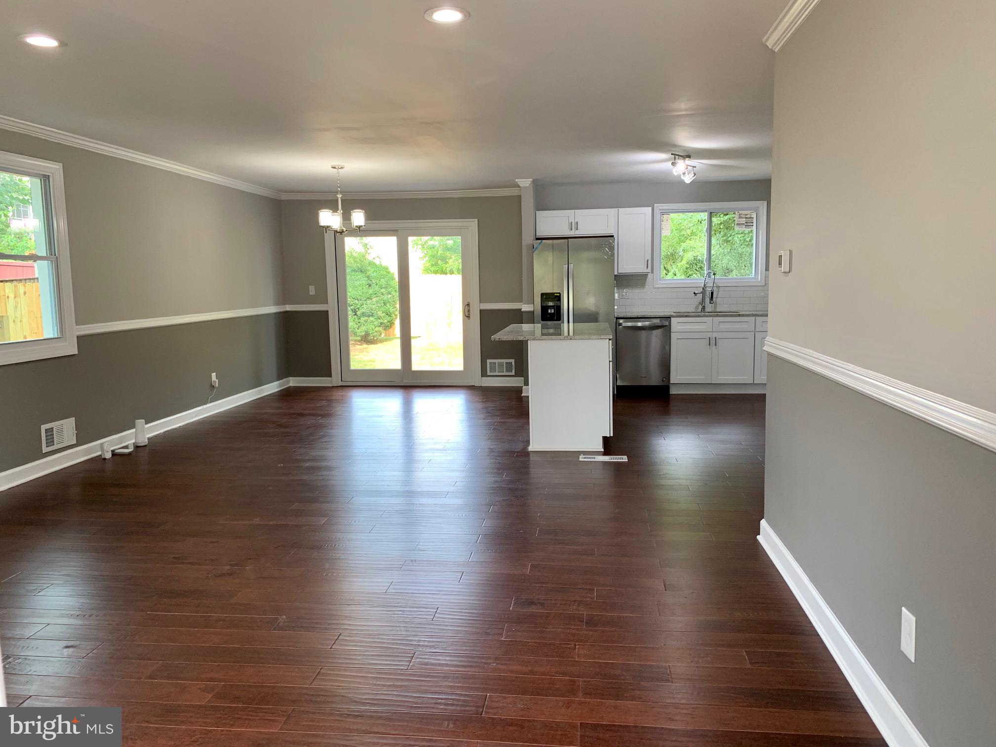 3708 Stoneybrook Road Randallstown, MD 21133 - Photo 10 of 47 Living room