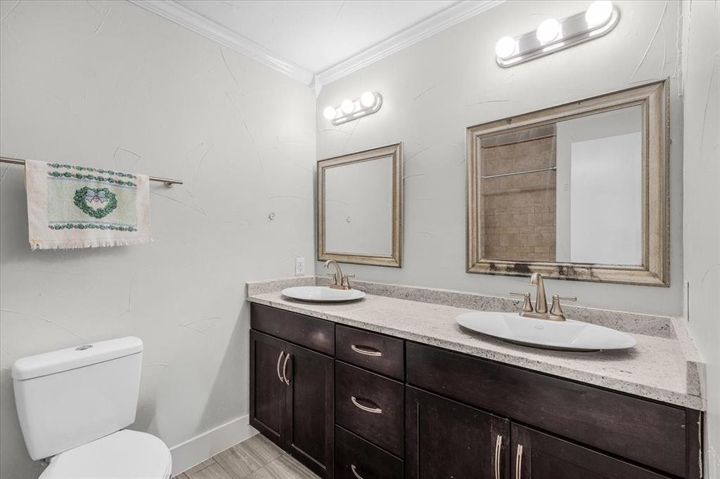 3102 Oak Hill Road Carrollton, TX 75007 - Photo 18 of 30