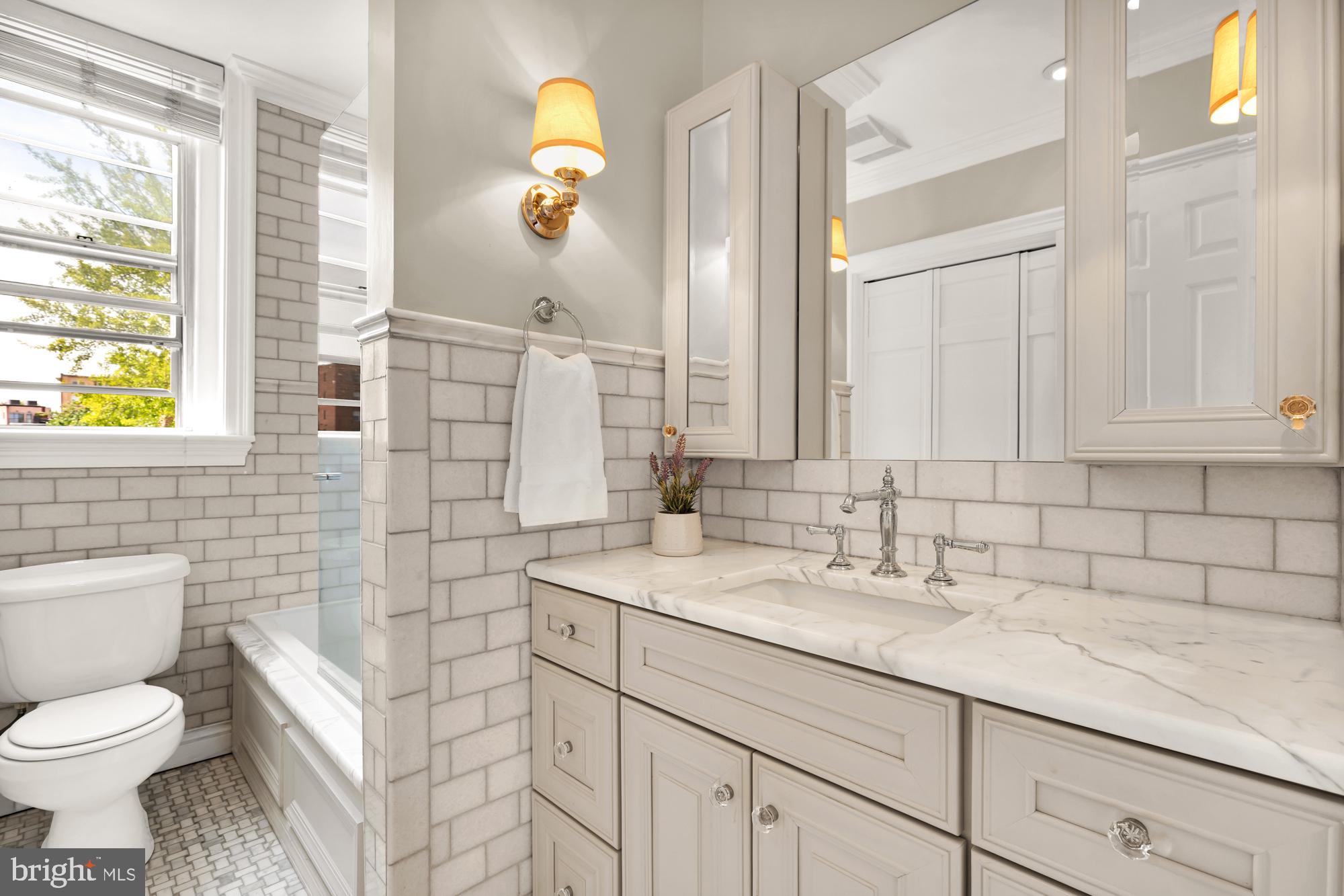 1824 S Street Northwest, Unit 403 Washington, DC 20009 - Photo 15 of 24 Gallery Image 15