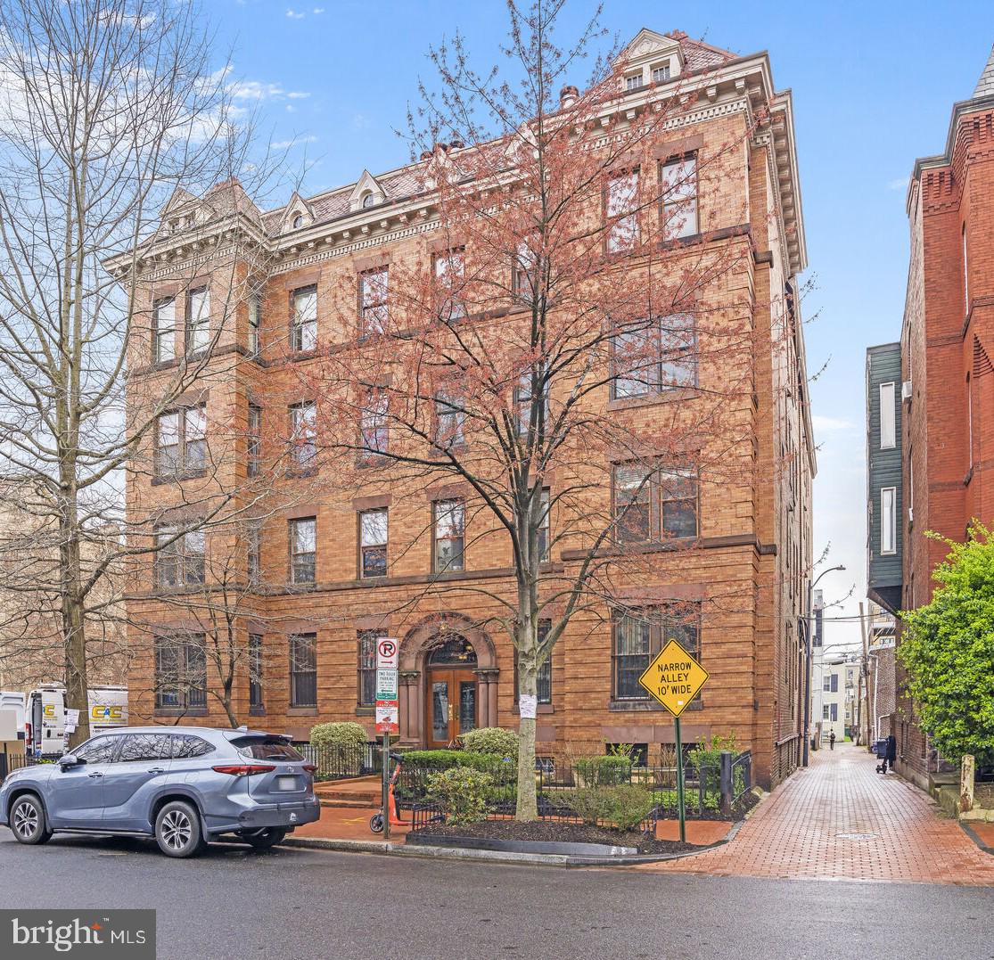1824 S Street Northwest, Unit 403 Washington, DC 20009 - Photo 21 of 24 Welcome to The Sagamore in Dupont Circle