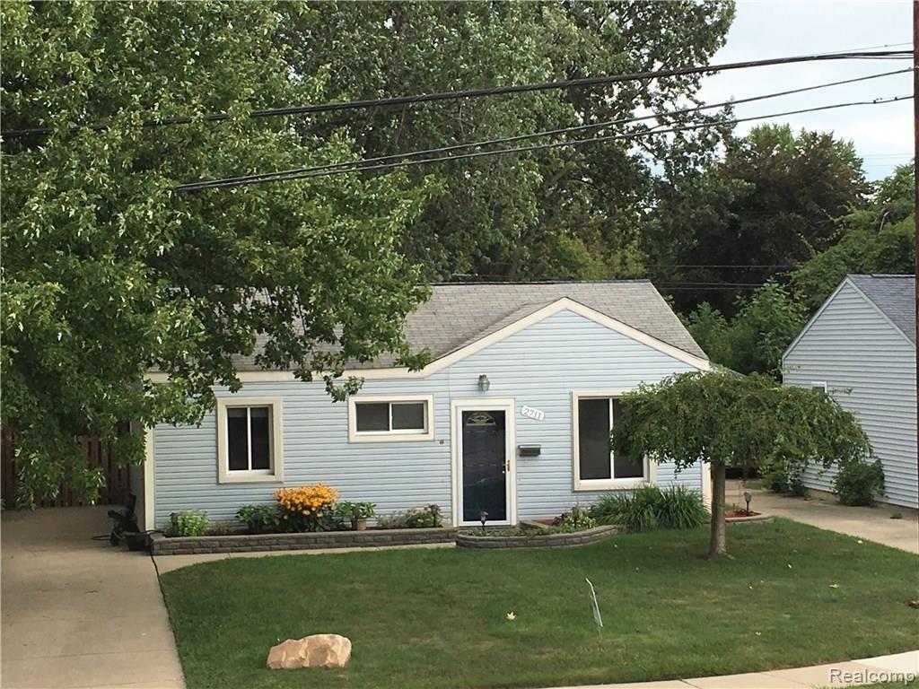 2711 Normandy Road Royal Oak, MI 48073 - Photo 1 of 19