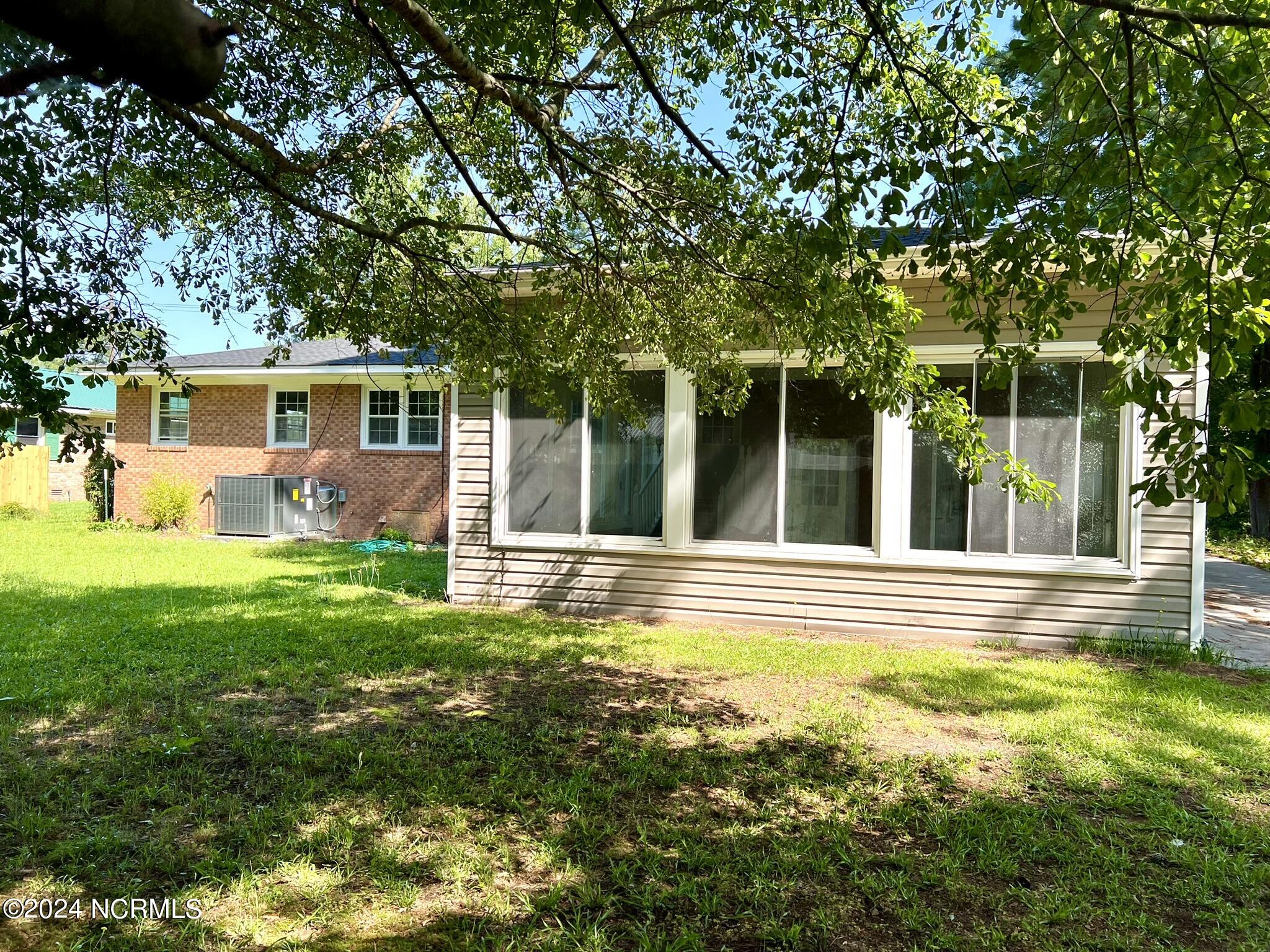 710 West Wards Bridge Road Warsaw, NC 28398 - Photo 24 of 32 IMG_2082