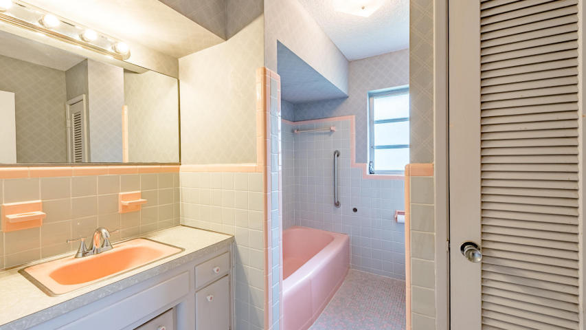 1031 Northwest 3rd Street Boca Raton, FL 33486 - Photo 14 of 20 14