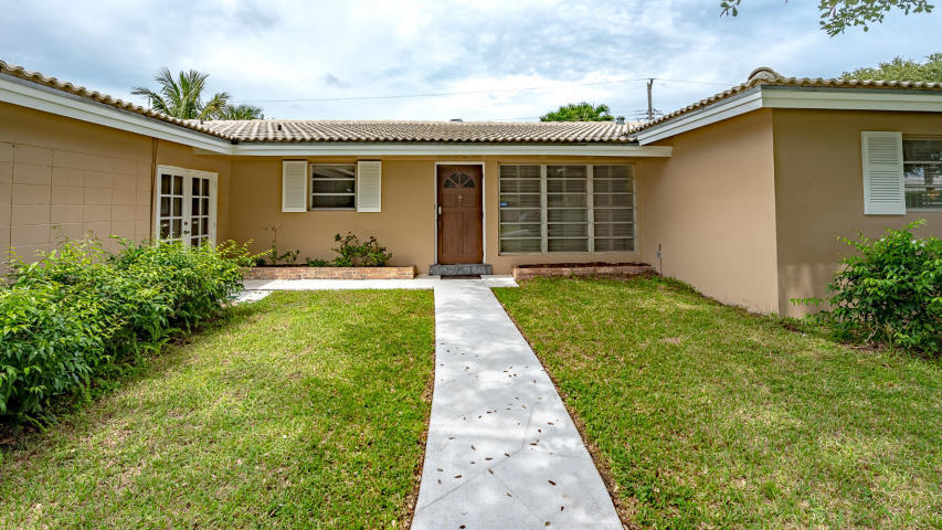 1031 Northwest 3rd Street Boca Raton, FL 33486 - Photo 3 of 20 4