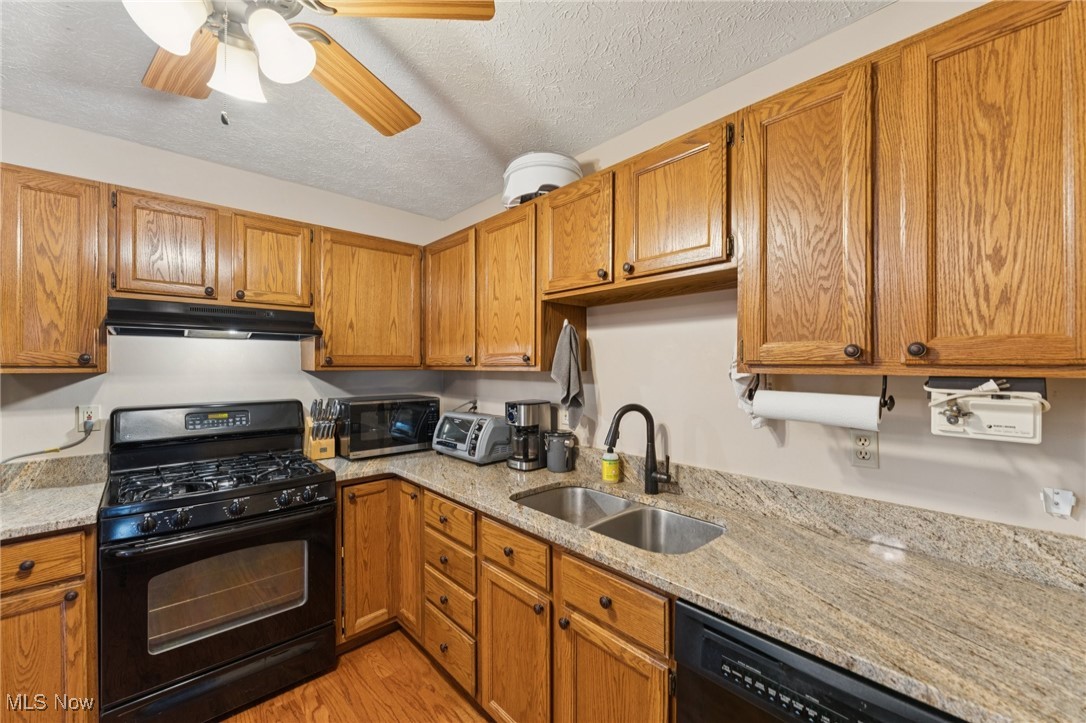 5919 Ridgeview Boulevard North Ridgeville, OH 44039 - Photo 16 of 42