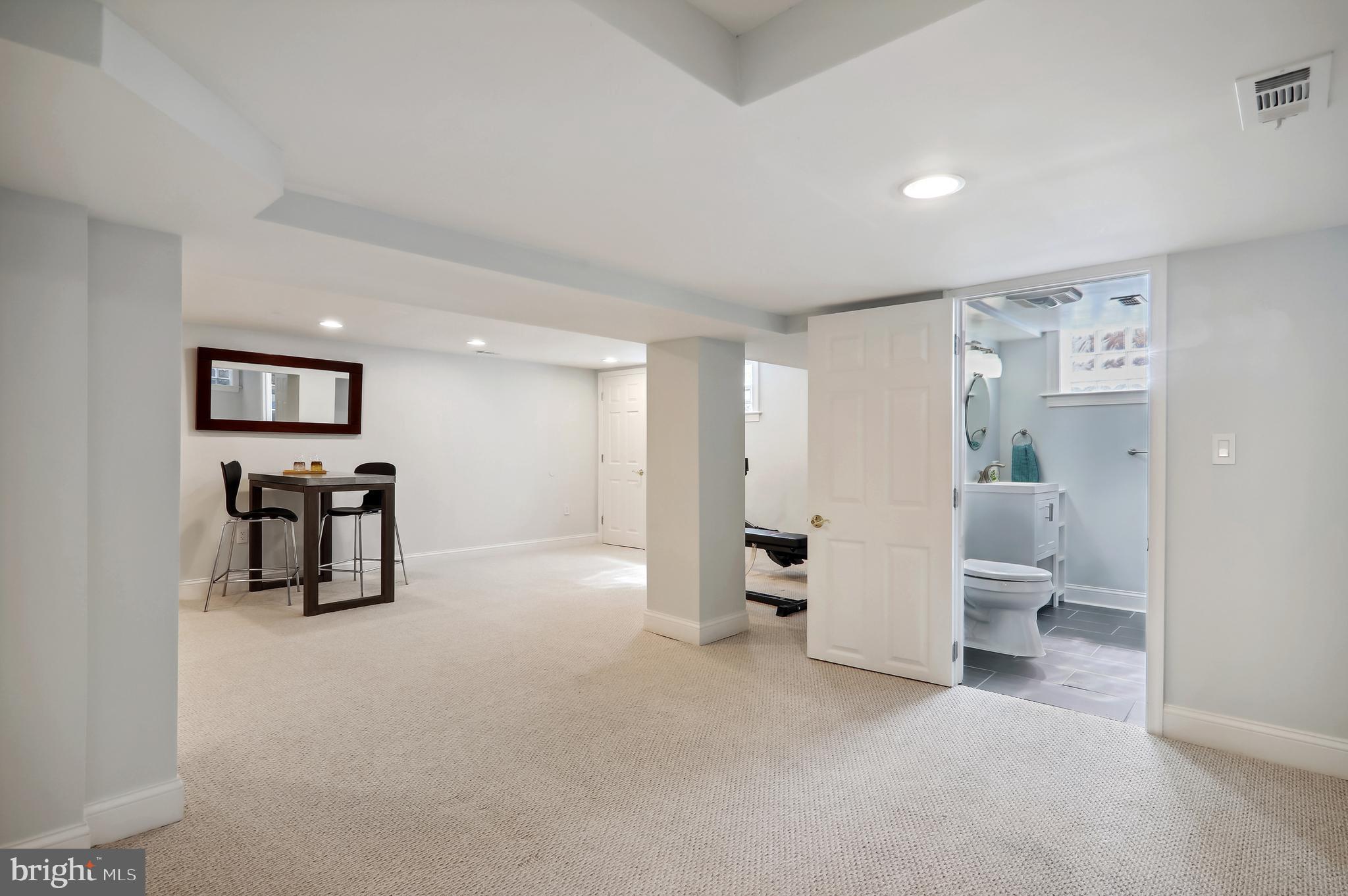 1811 Florin Street Silver Spring, MD 20902 - Photo 35 of 65