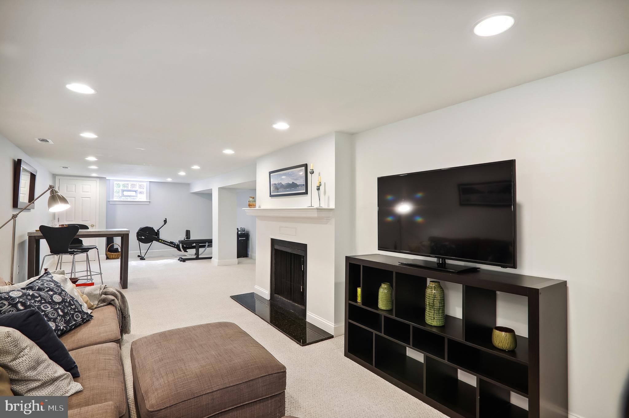 1811 Florin Street Silver Spring, MD 20902 - Photo 38 of 65