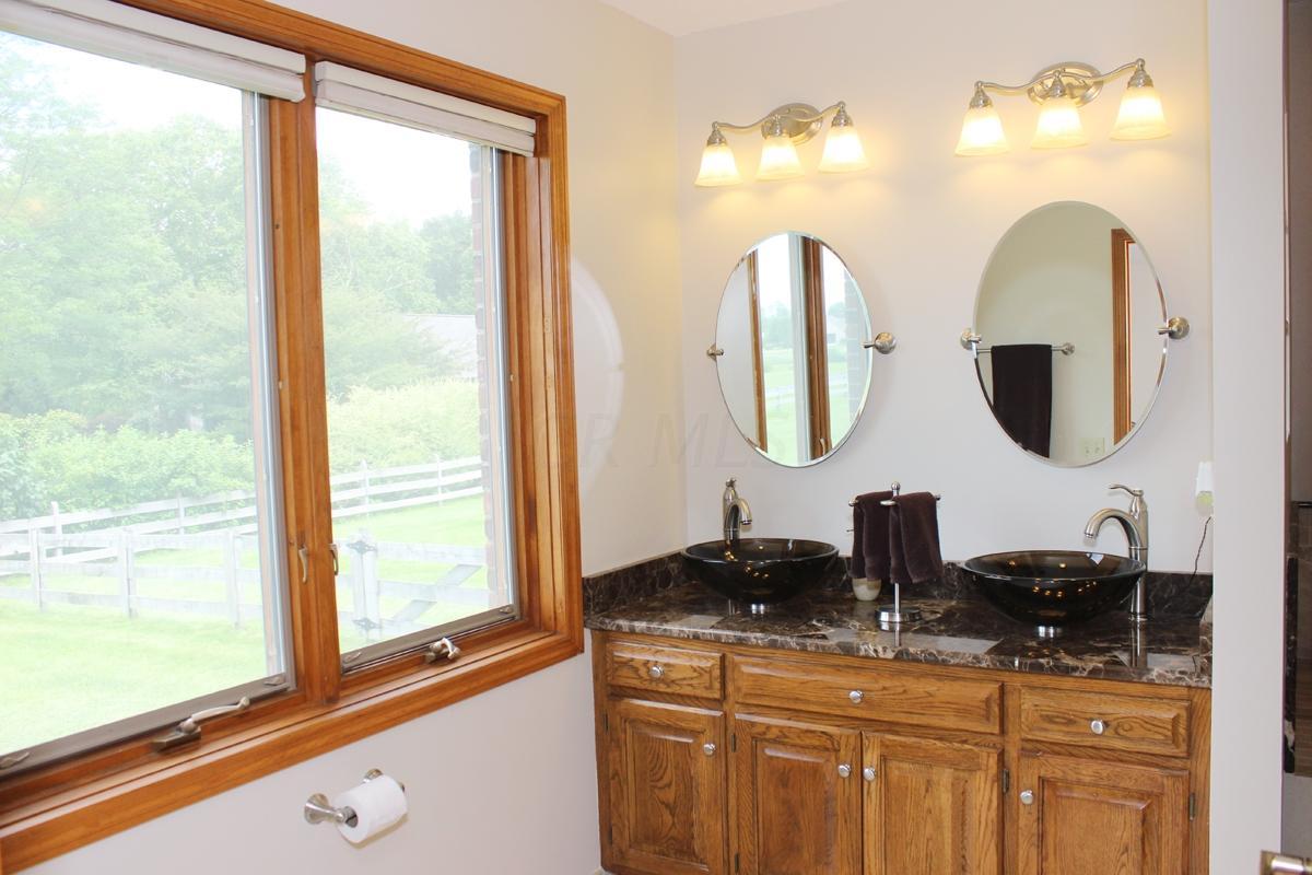 7255 Davis Road Hilliard, OH 43026 - Photo 19 of 48 Gallery Image 19