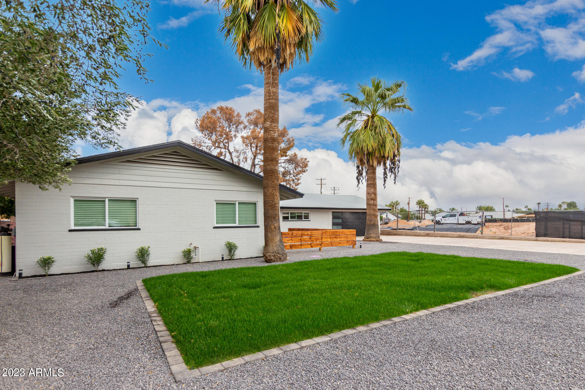 5518 East Thomas Road Phoenix, AZ 85018 - Photo 3 of 15
