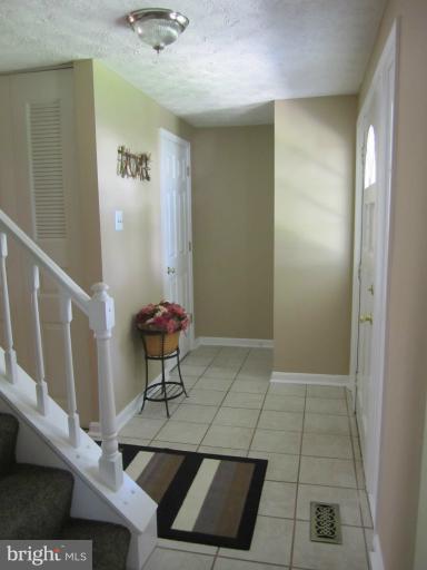 2610 Parallel Path Abingdon, MD 21009 - Photo 8 of 30 Interior (General)