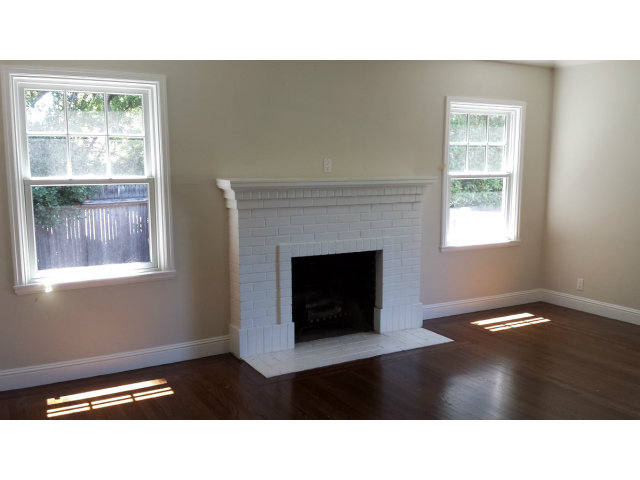 1350 Johnson Street Menlo Park, CA 94025 - Photo 3 of 5