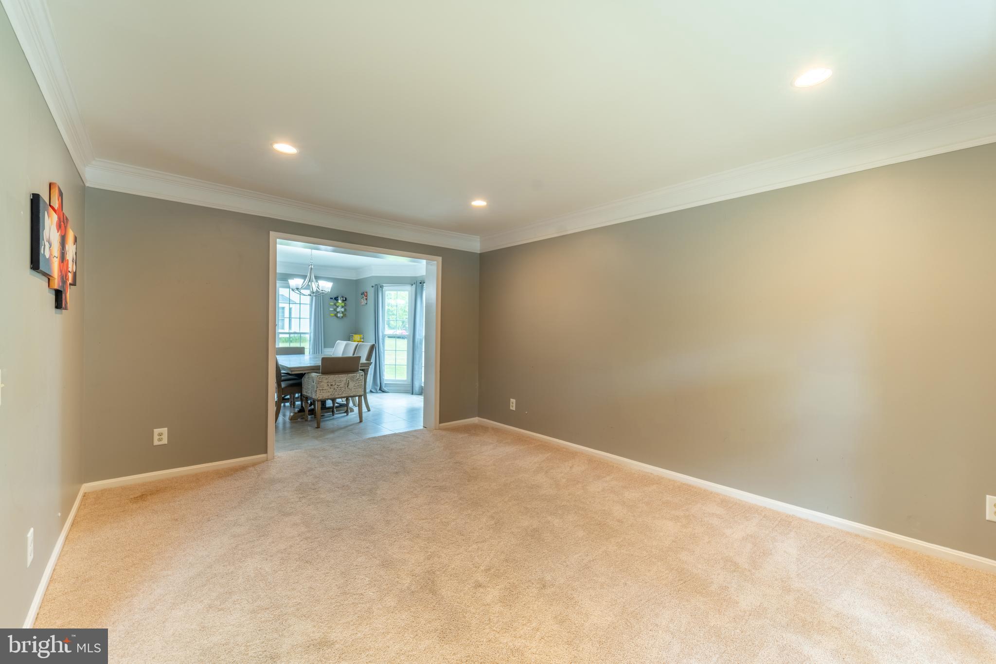 8806 Bovelder Drive Laurel, MD 20708 - Photo 4 of 37 Bonus room on the main level