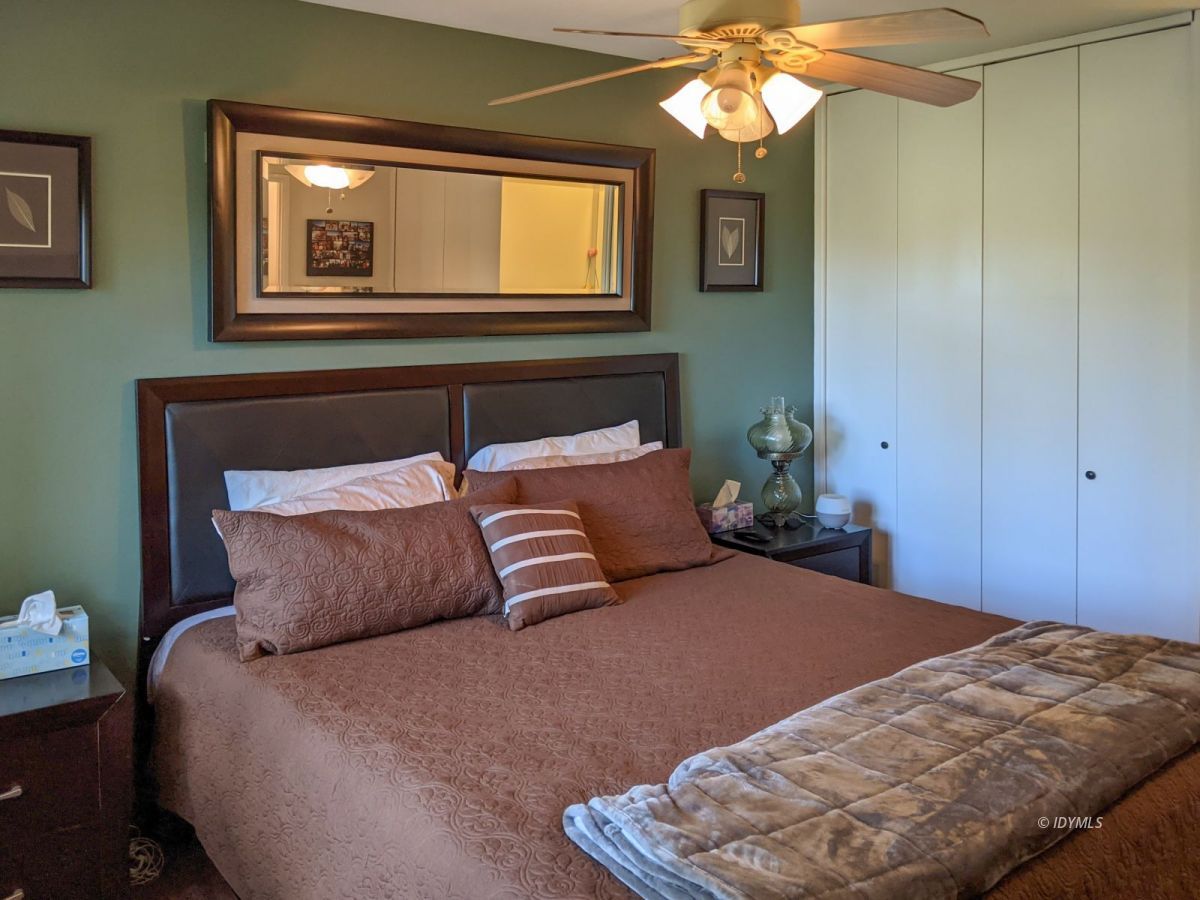25915 Wayne Road Idyllwild, CA 92549 - Photo 26 of 69 a bedroom with a bed and a window