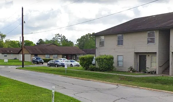 $680 | 210 North Beglis Parkway, Sulphur, LA 70663