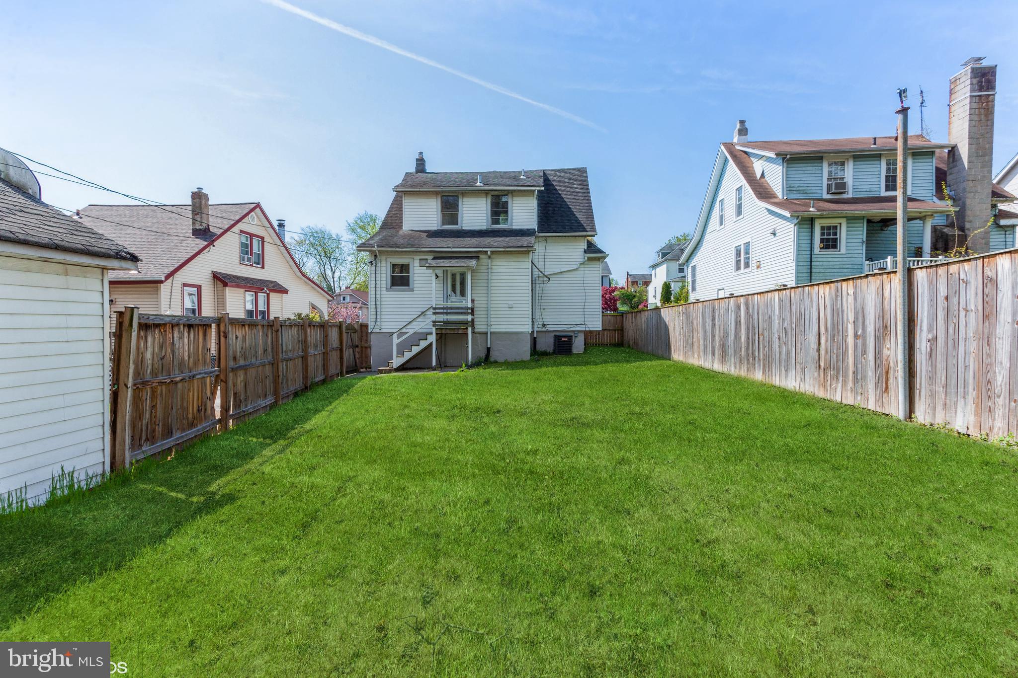 4426 Raspe Avenue Baltimore, MD 21206 - Photo 3 of 15 Rear