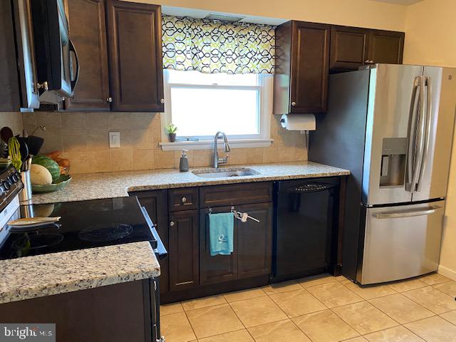 2810 Kentner Road Hatboro, PA 19040 - Photo 22 of 50 Range, Micro, Dishwasher, & new Fridge,