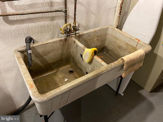 2810 Kentner Road Hatboro, PA 19040 - Photo 36 of 50 Strong, concrete double-bowl laundry tub.