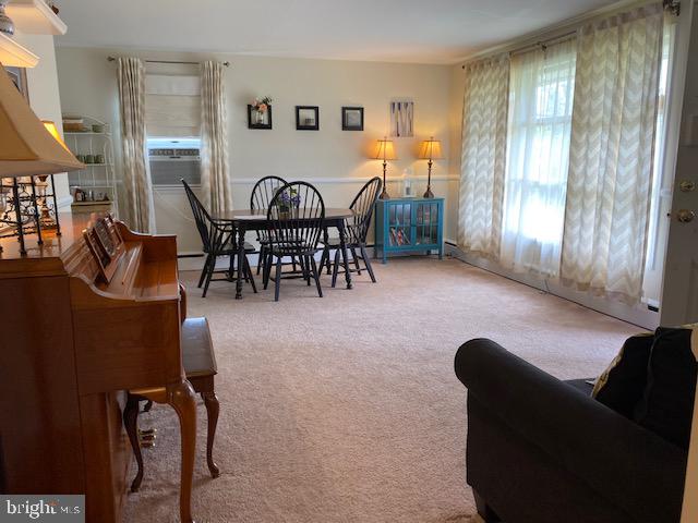 2810 Kentner Road Hatboro, PA 19040 - Photo 5 of 50 Large, bright front window.