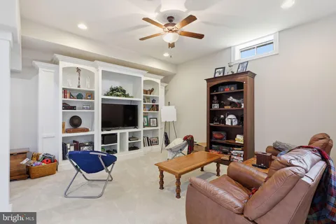 $1,095,000 | 21 Meridan Lane, Stafford, VA 22556