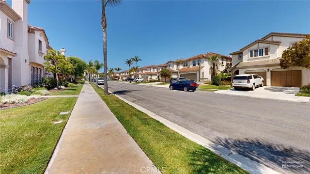 $899,999 | 4312 Waterside Lane, Oxnard, CA 93035