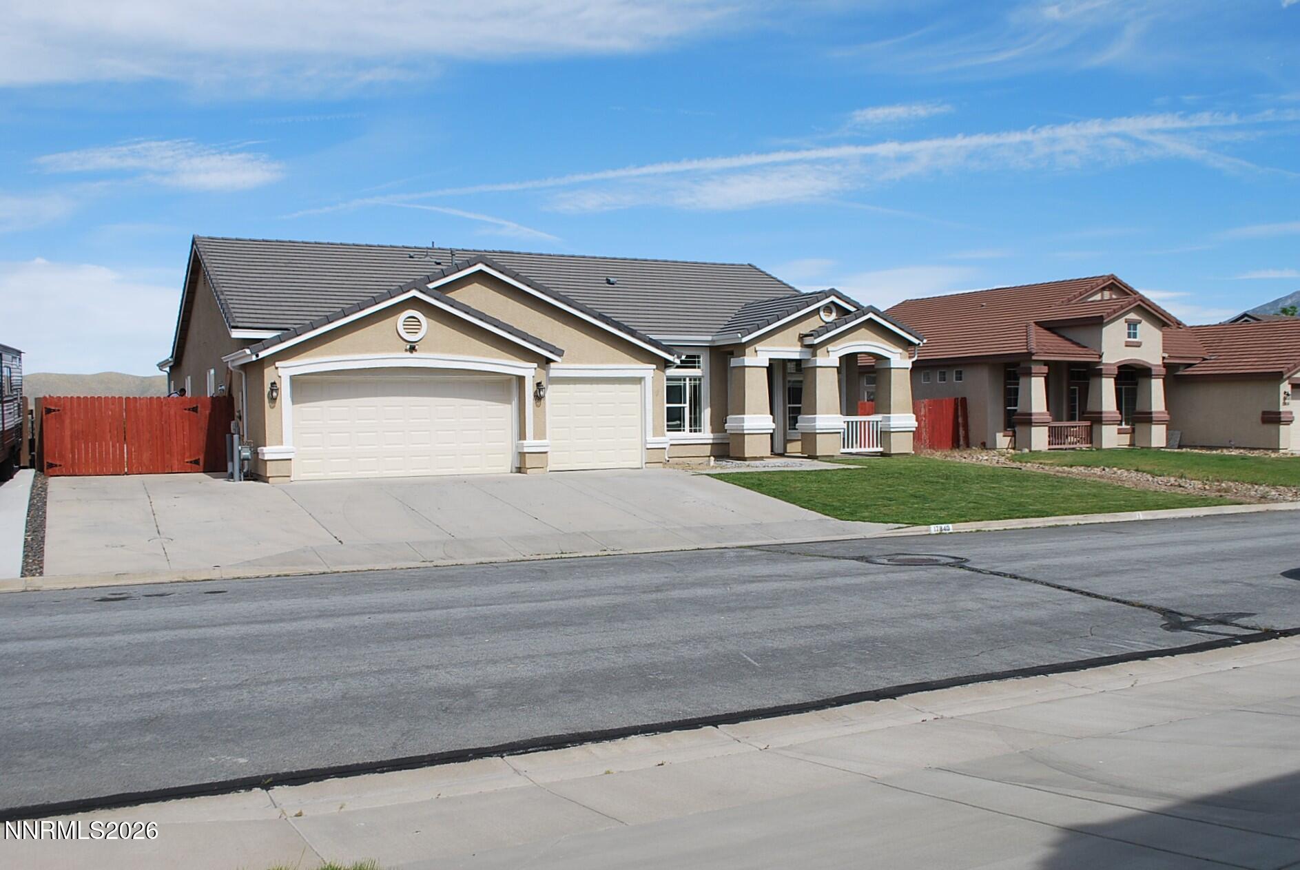 17840 Cedar Mountain Drive Reno, NV 89508 - Photo 3 of 60 Front