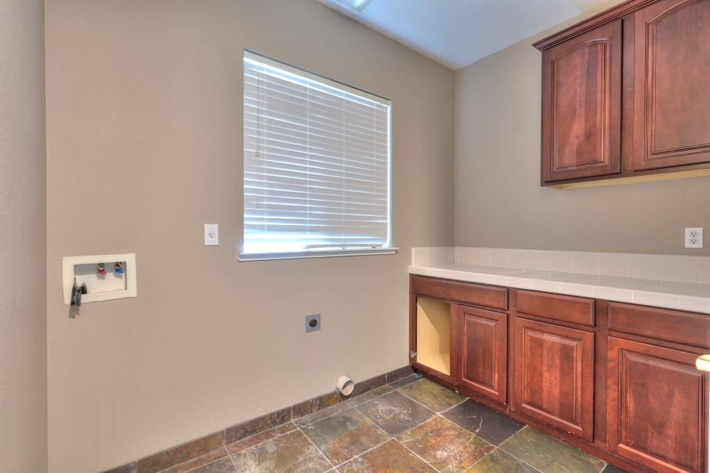 6801 Varni Way Hughson, CA 95326 - Photo 40 of 70
