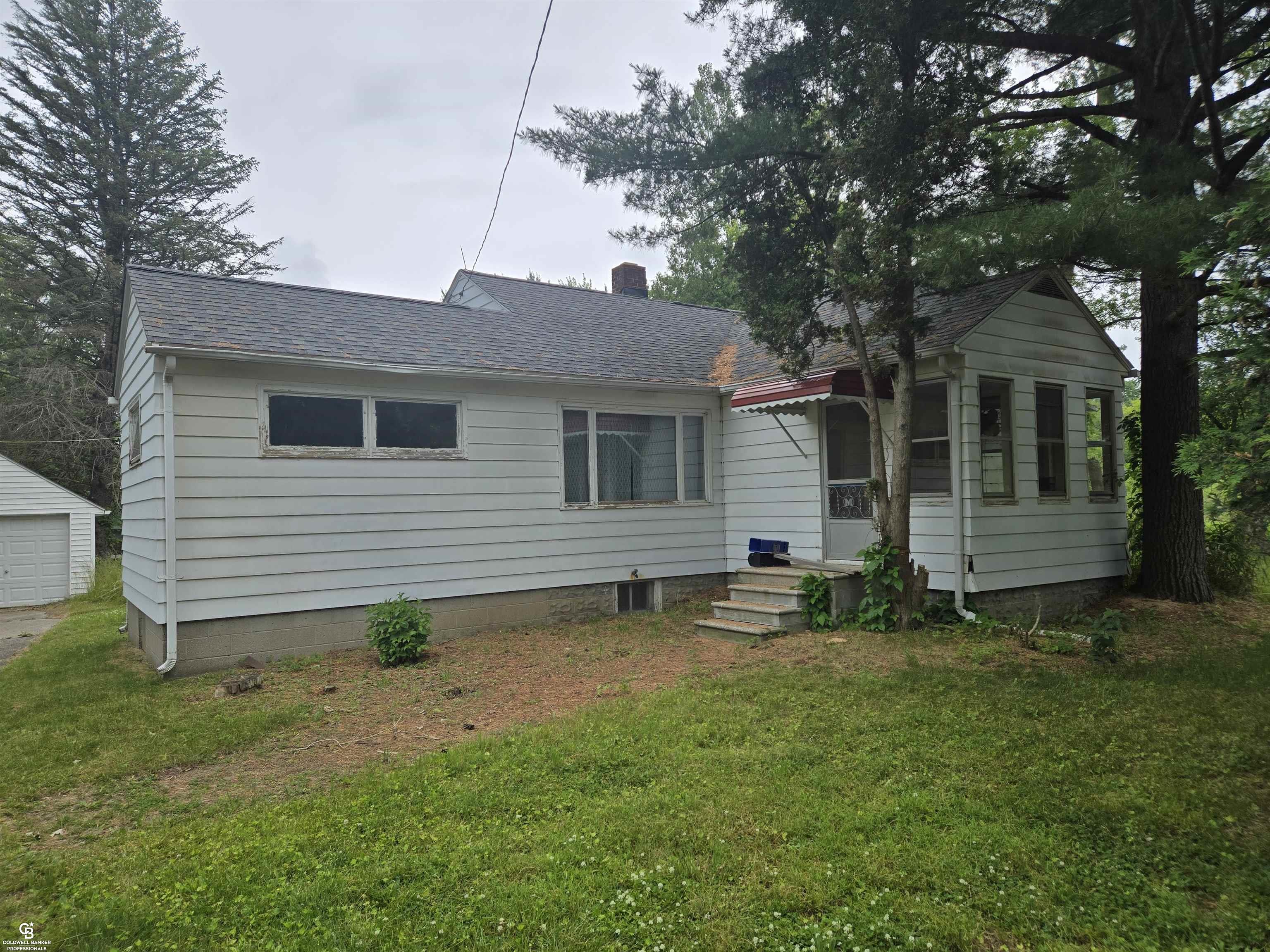 1675 Bauman Road Columbus, MI 48063 - Photo 2 of 20