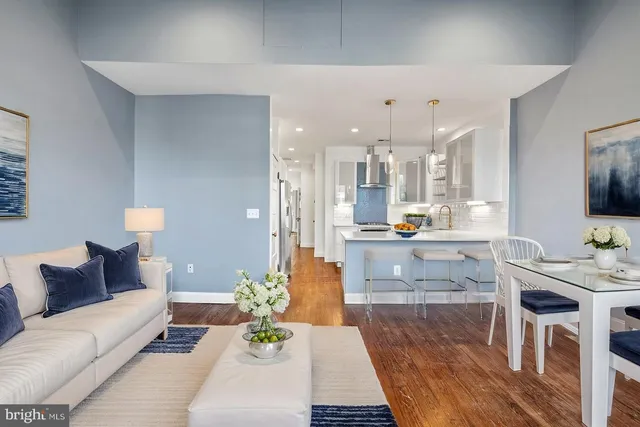 $2,300 | 2033 North Capitol Street Northeast, Unit 2, Washington, DC 20002