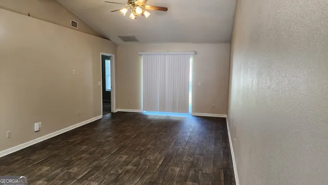 $1,350 | 405 South Ashley Street, Kingsland, GA 31548