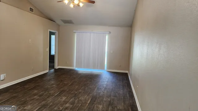 $1,350 | 405 South Ashley Street, Kingsland, GA 31548