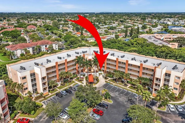 $185,000 | 7775 Yardley Drive, Unit 110, Tamarac, FL 33321