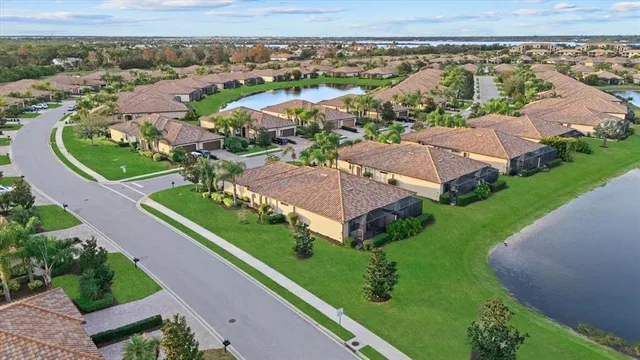 $382,000 | 111 Babbling Brook Run, Bradenton, FL 34212