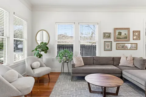 $615,000 | 727 East 25th Street, Houston, TX 77008