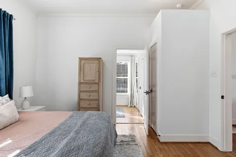 $615,000 | 727 East 25th Street, Houston, TX 77008