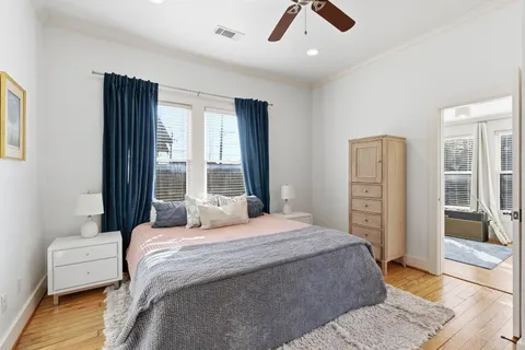 $615,000 | 727 East 25th Street, Houston, TX 77008